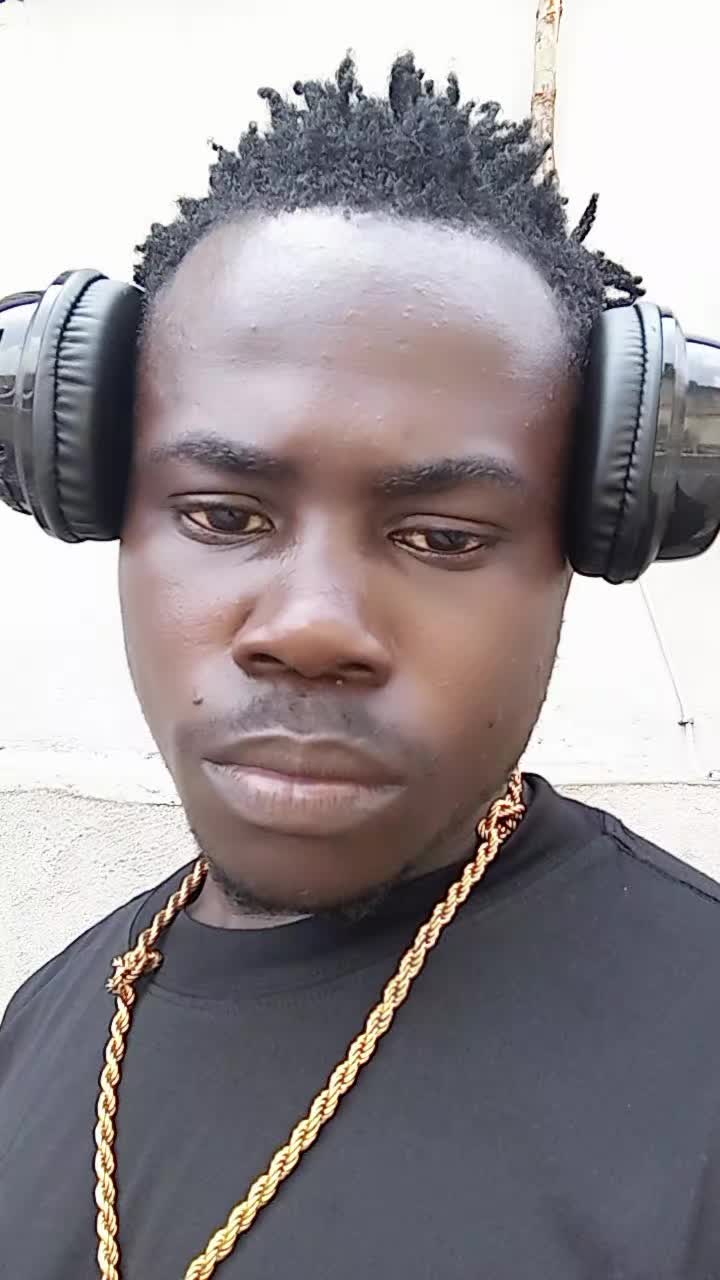 @Sweeta Boii