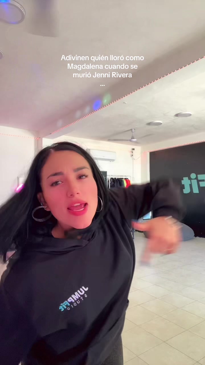 @Crishia Mejía