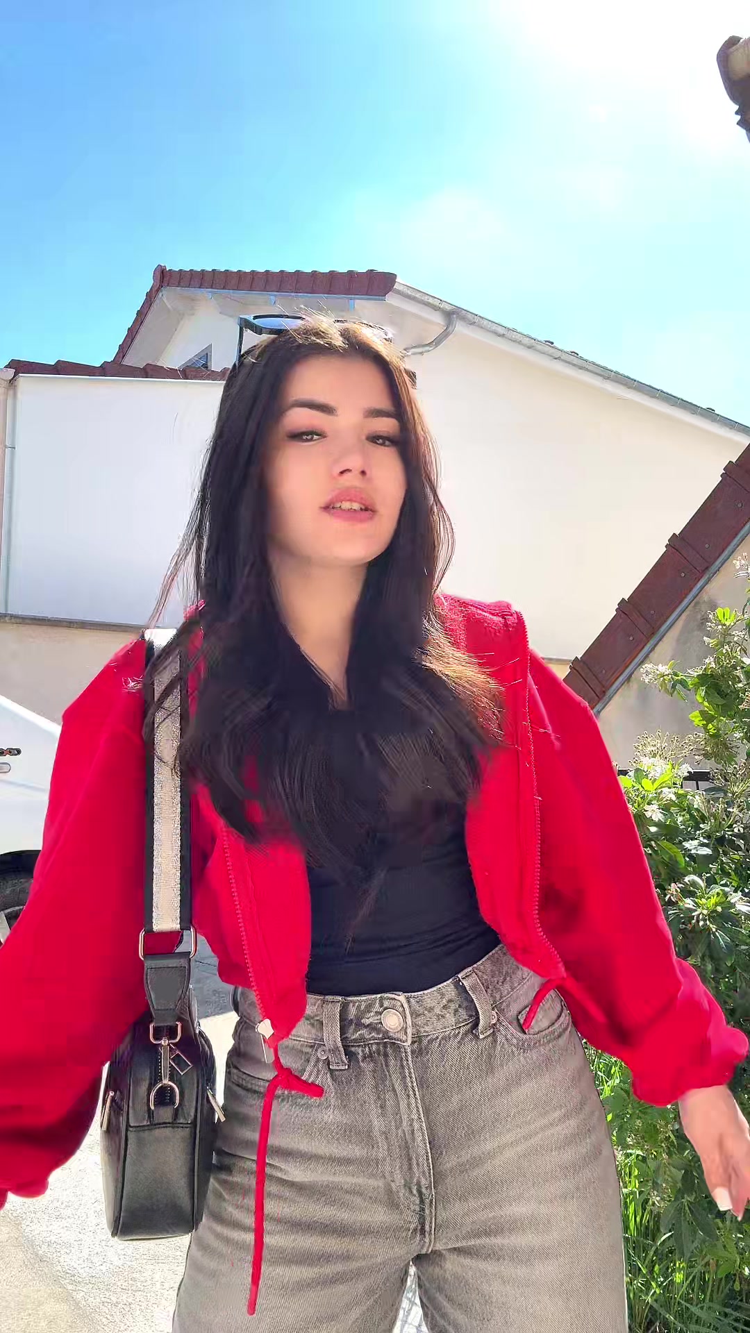 @Daniela🖤🤍
