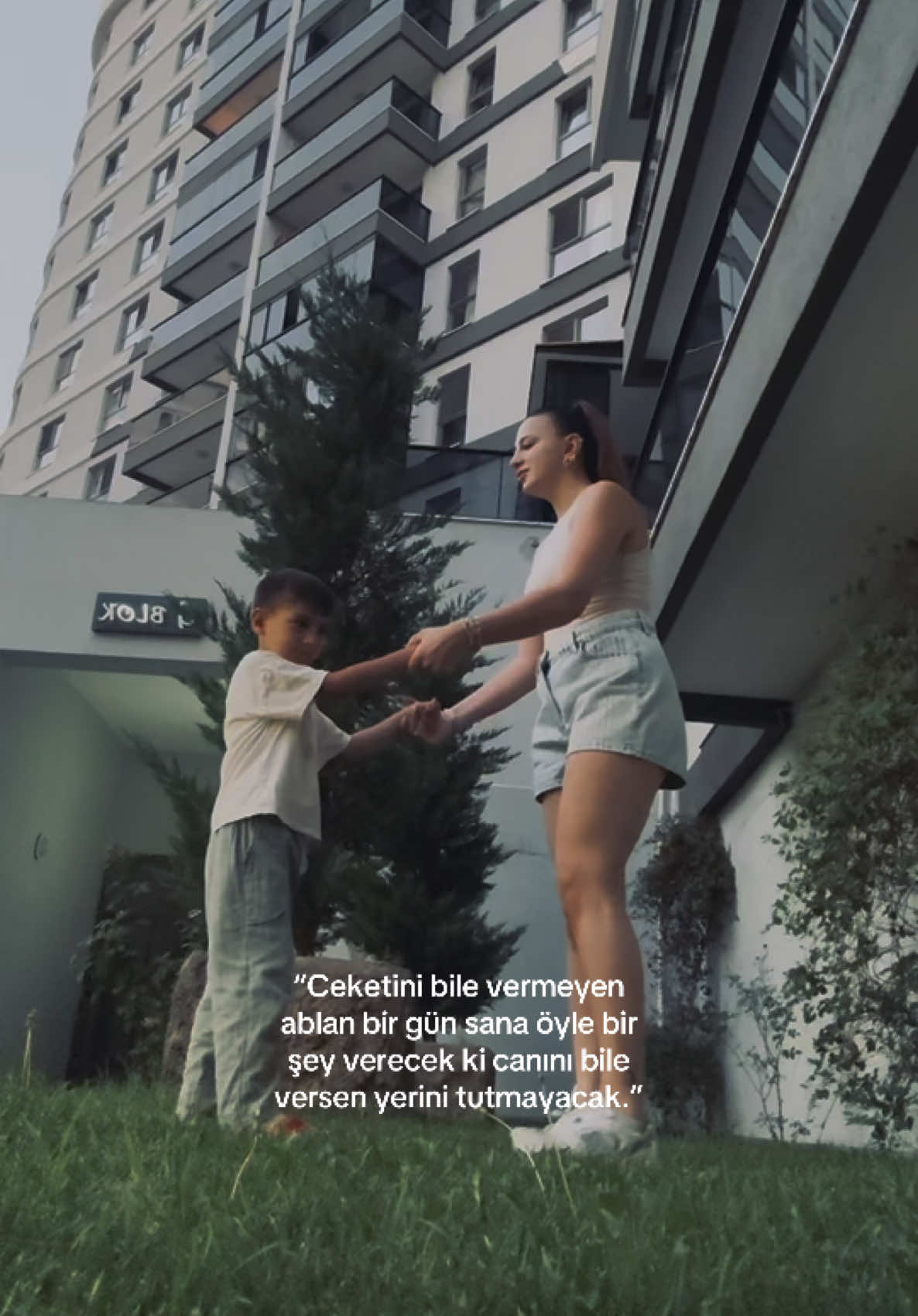 @asrinlayza