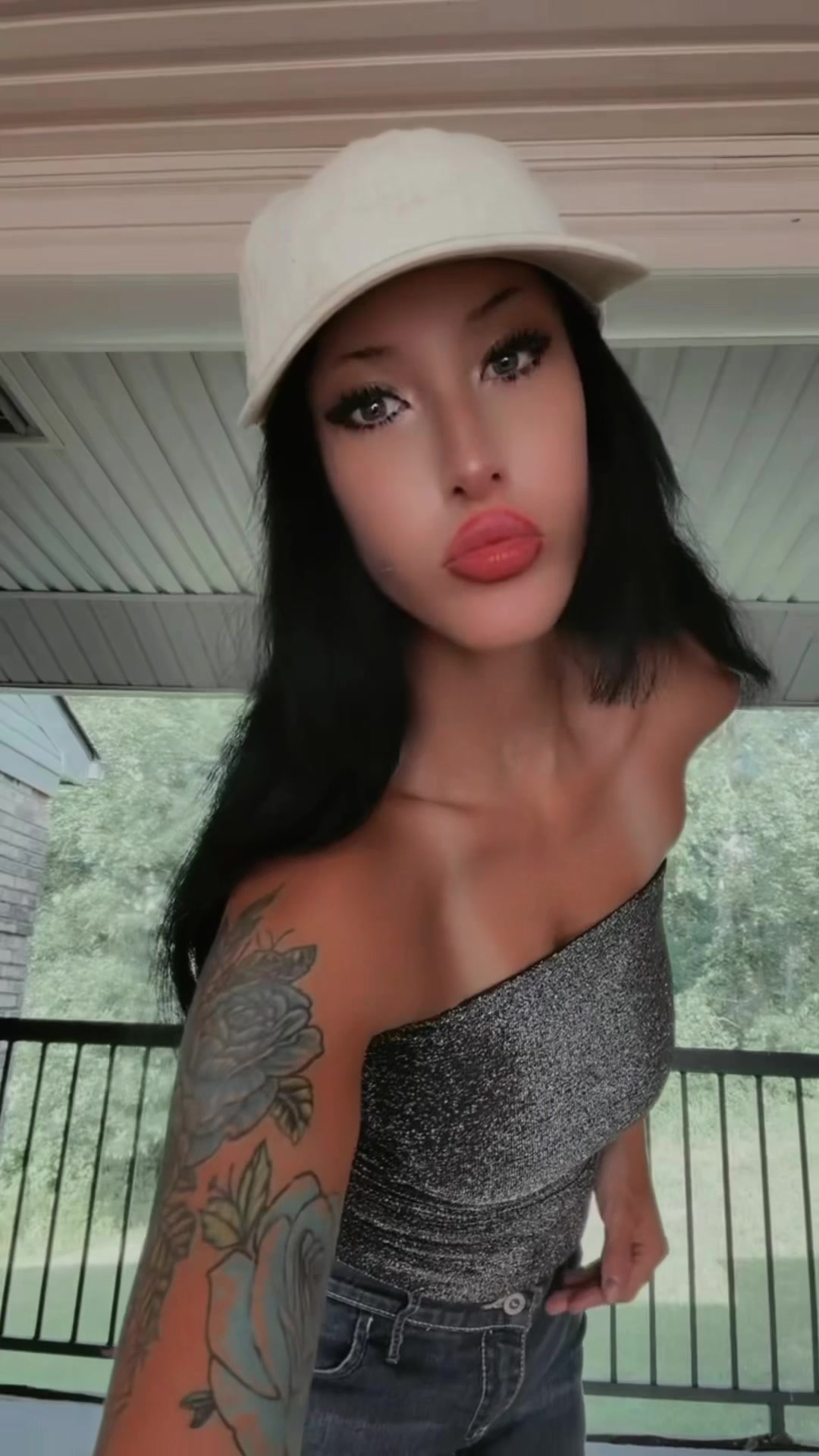 @𝔙𝔯𝔦 𝔐𝔞𝔯𝔦𝔢 🖤🕸️