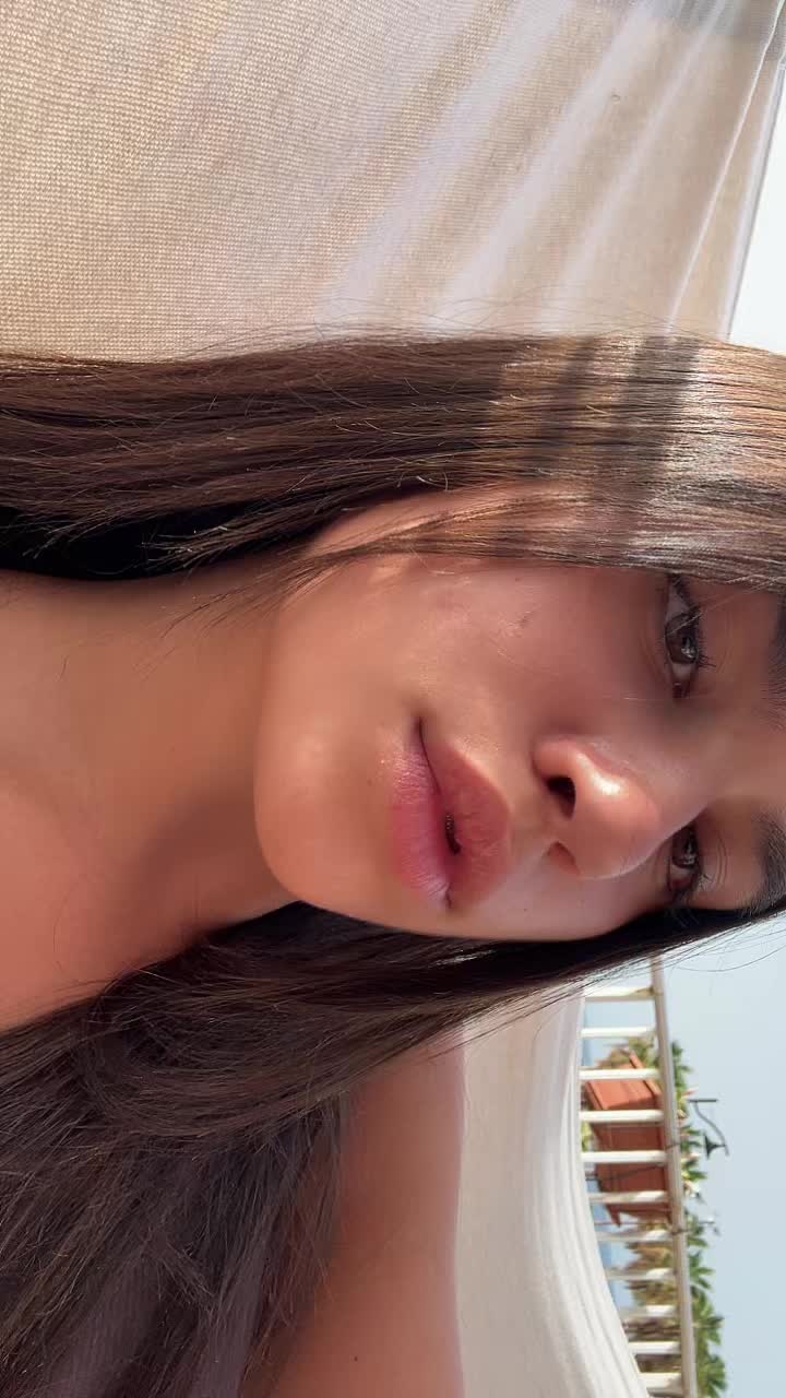 @bee😽
