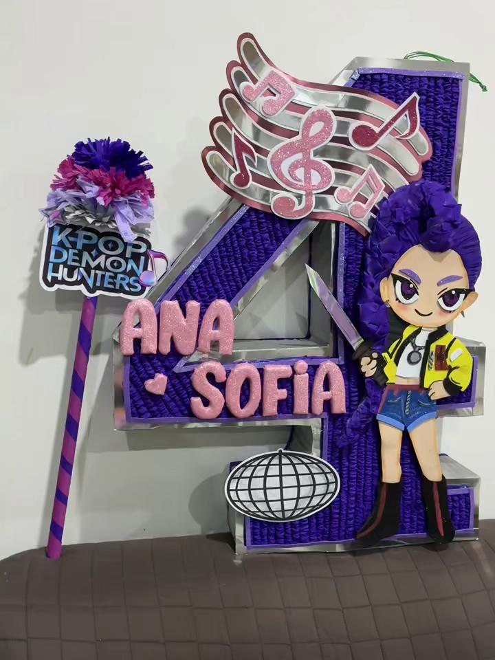 @Piñatas Jacky