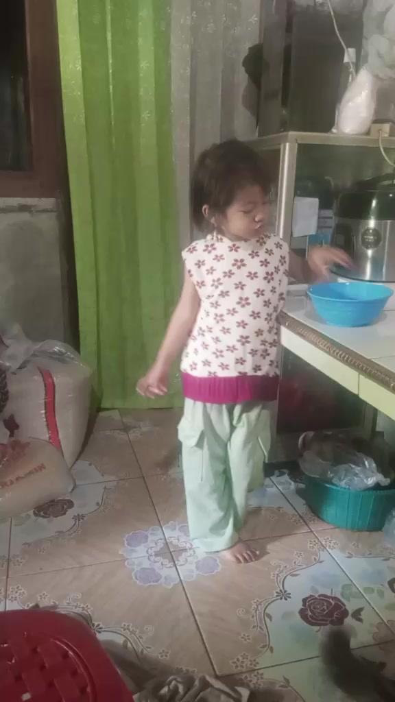 @kamilaputri139