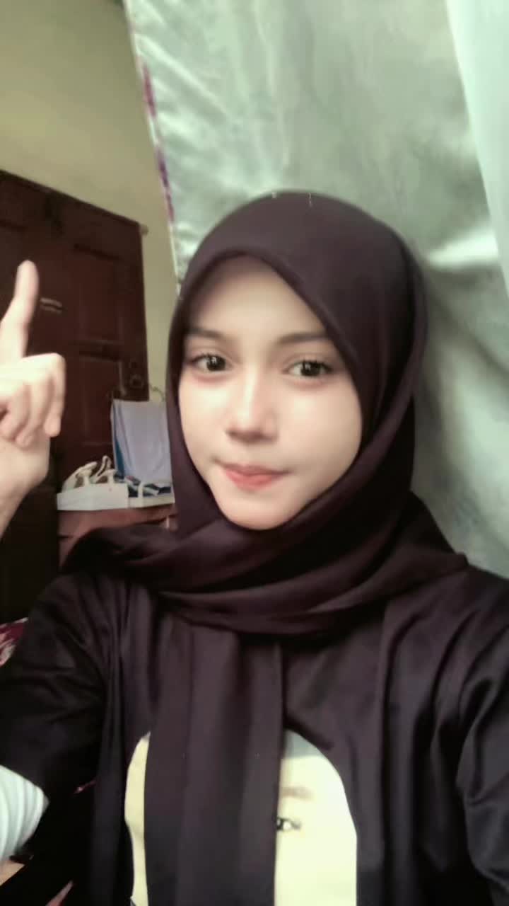 @erika 𝜗𝜚