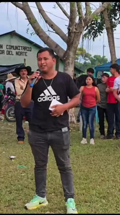 @Aron Medina