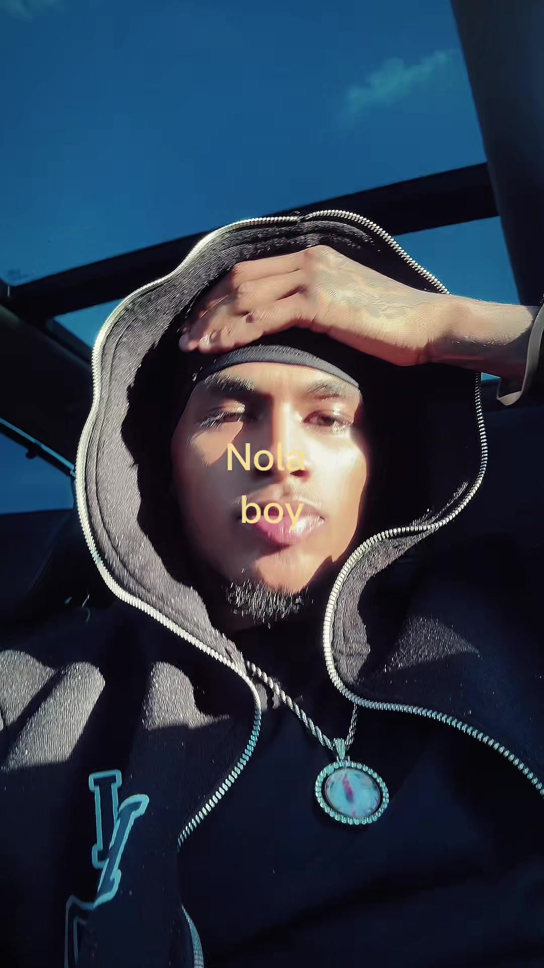 @FamousJayy🕴🏼.