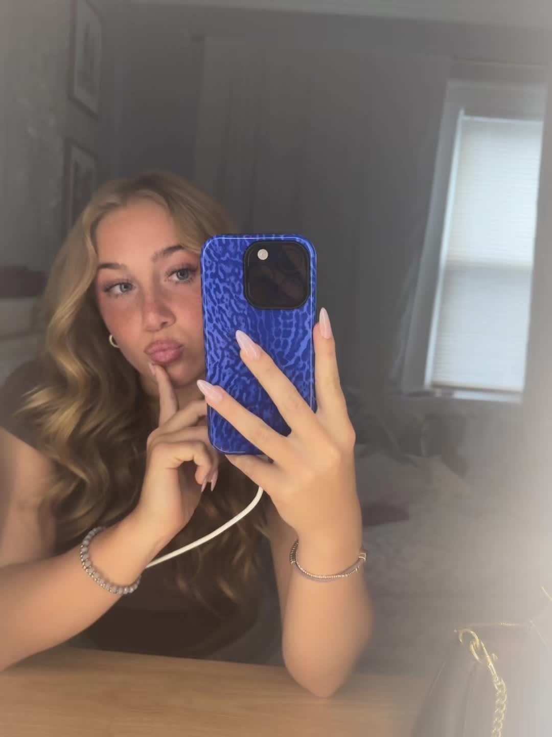 @livyloooo