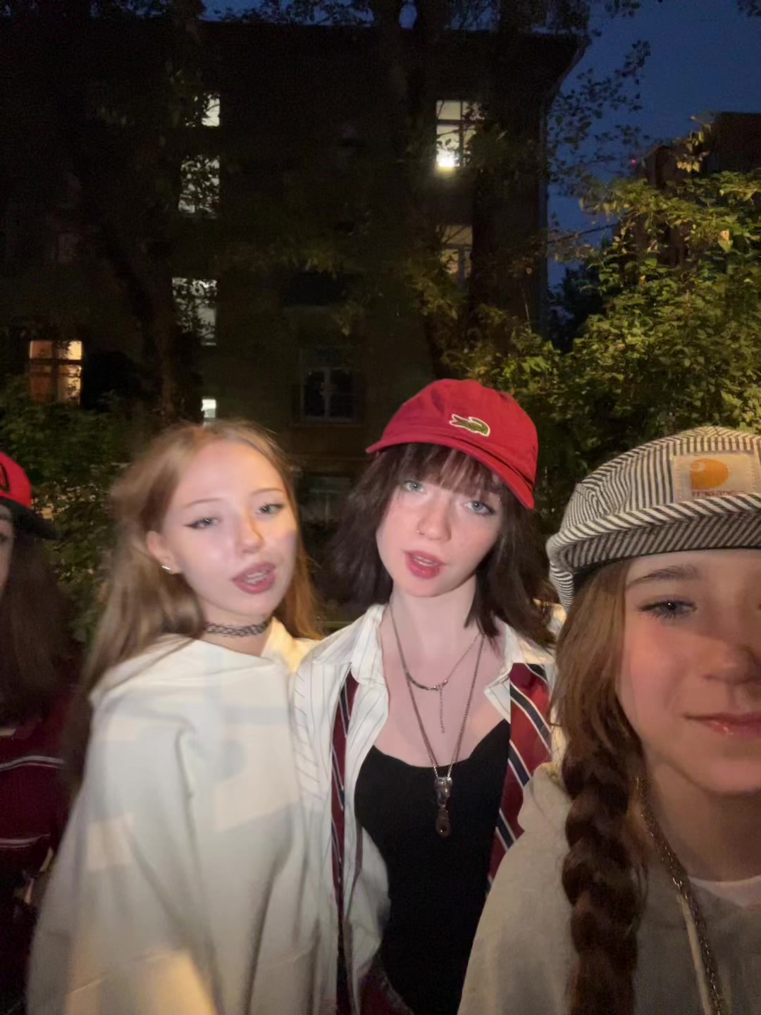 @вика вбибиав