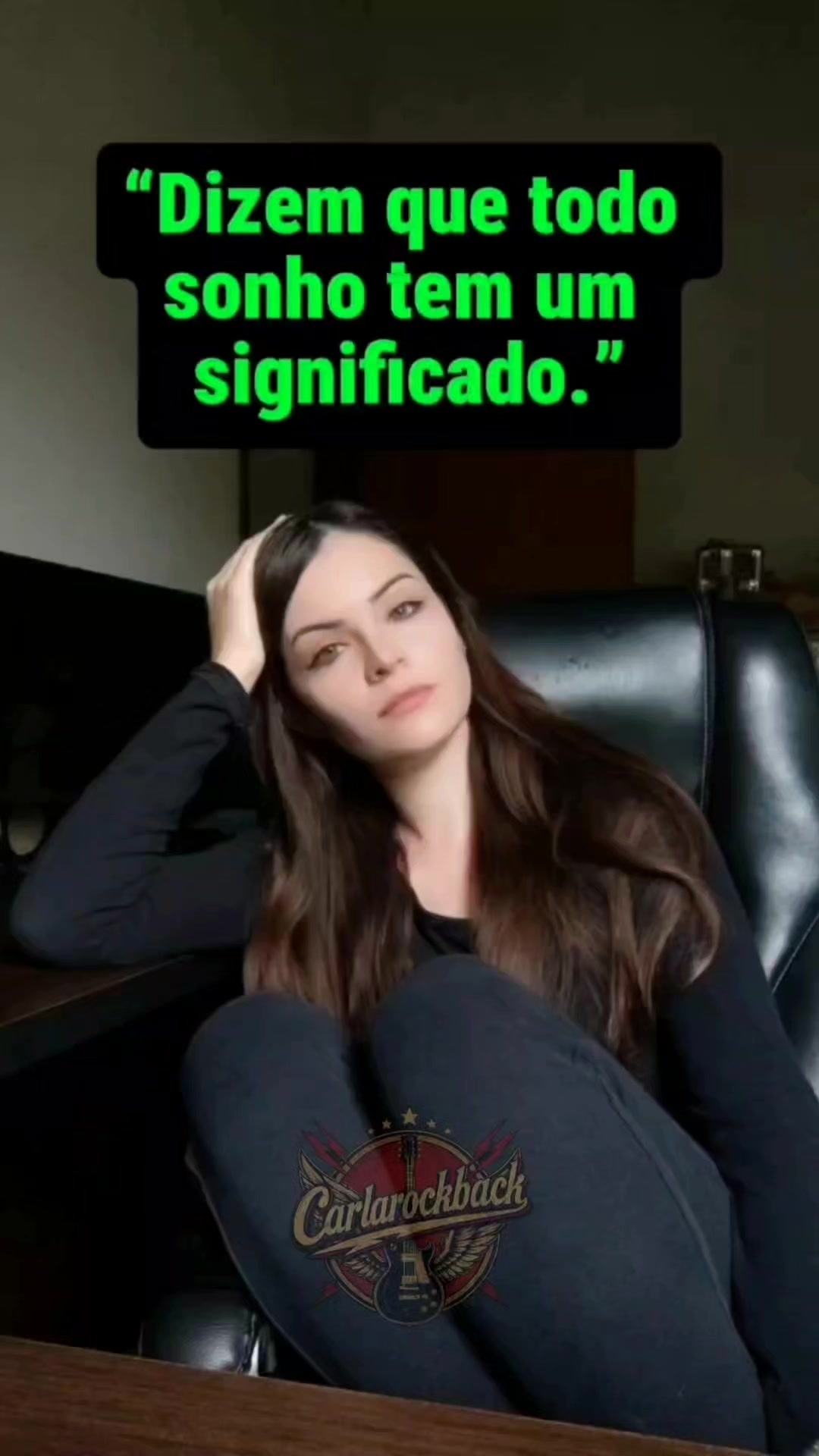 @𝑪𝒂𝒓𝒍𝒂𝑹𝒐𝒄𝒌𝑩𝒂𝒄𝒌