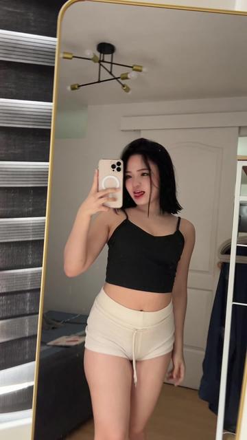 @foxiyoona