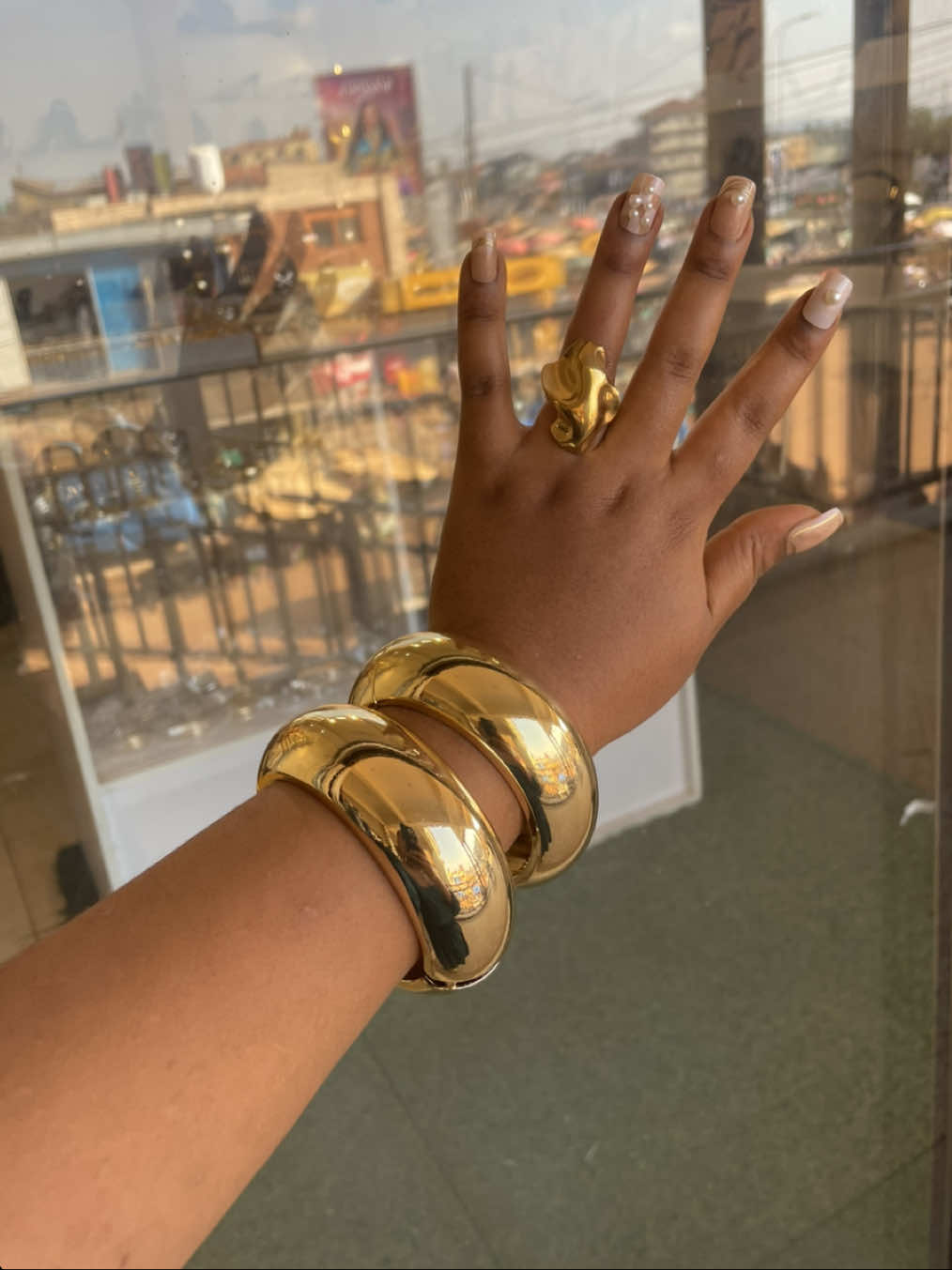 @ELEGANZAicon-jewelry/bag/heels