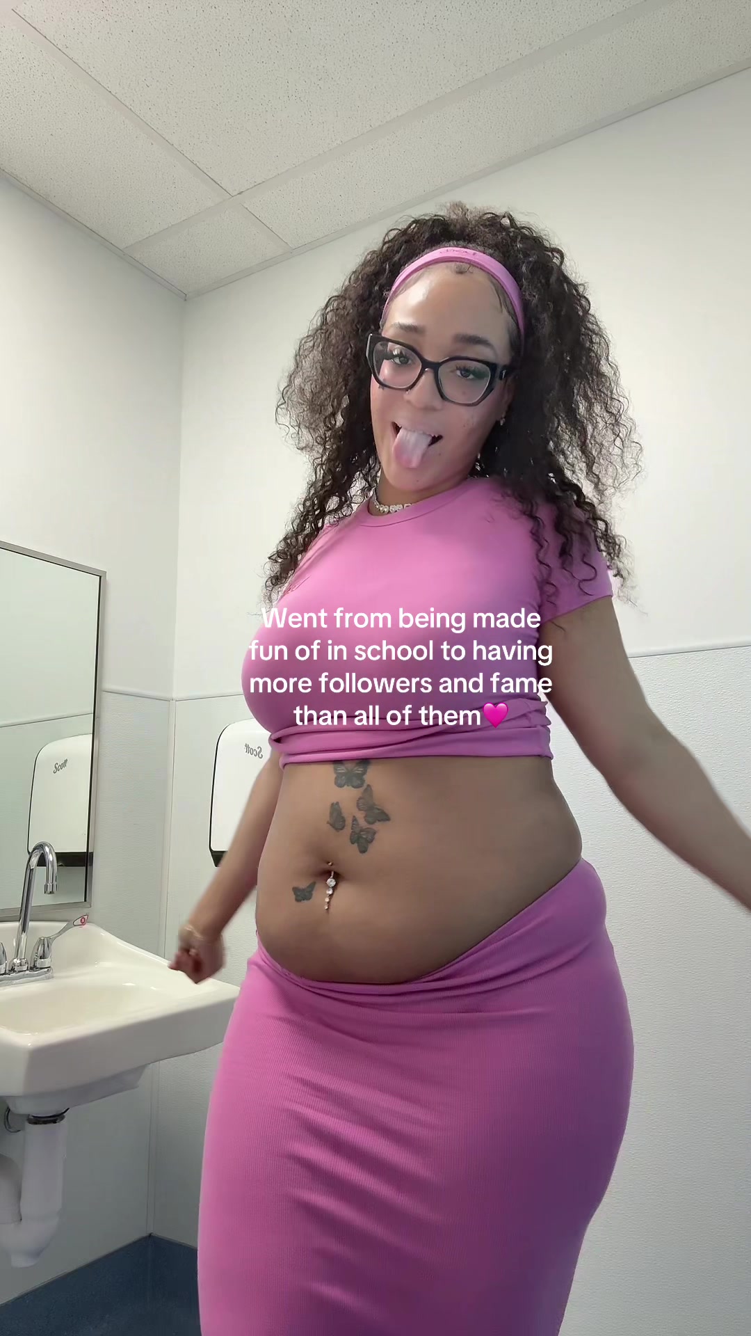 @BABYGLOW