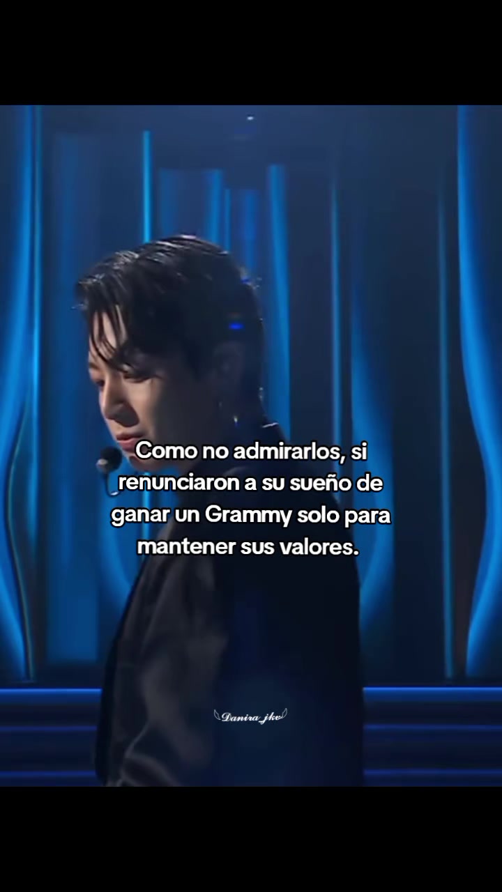 @⟭⟬Danira.CXᥫ᭡