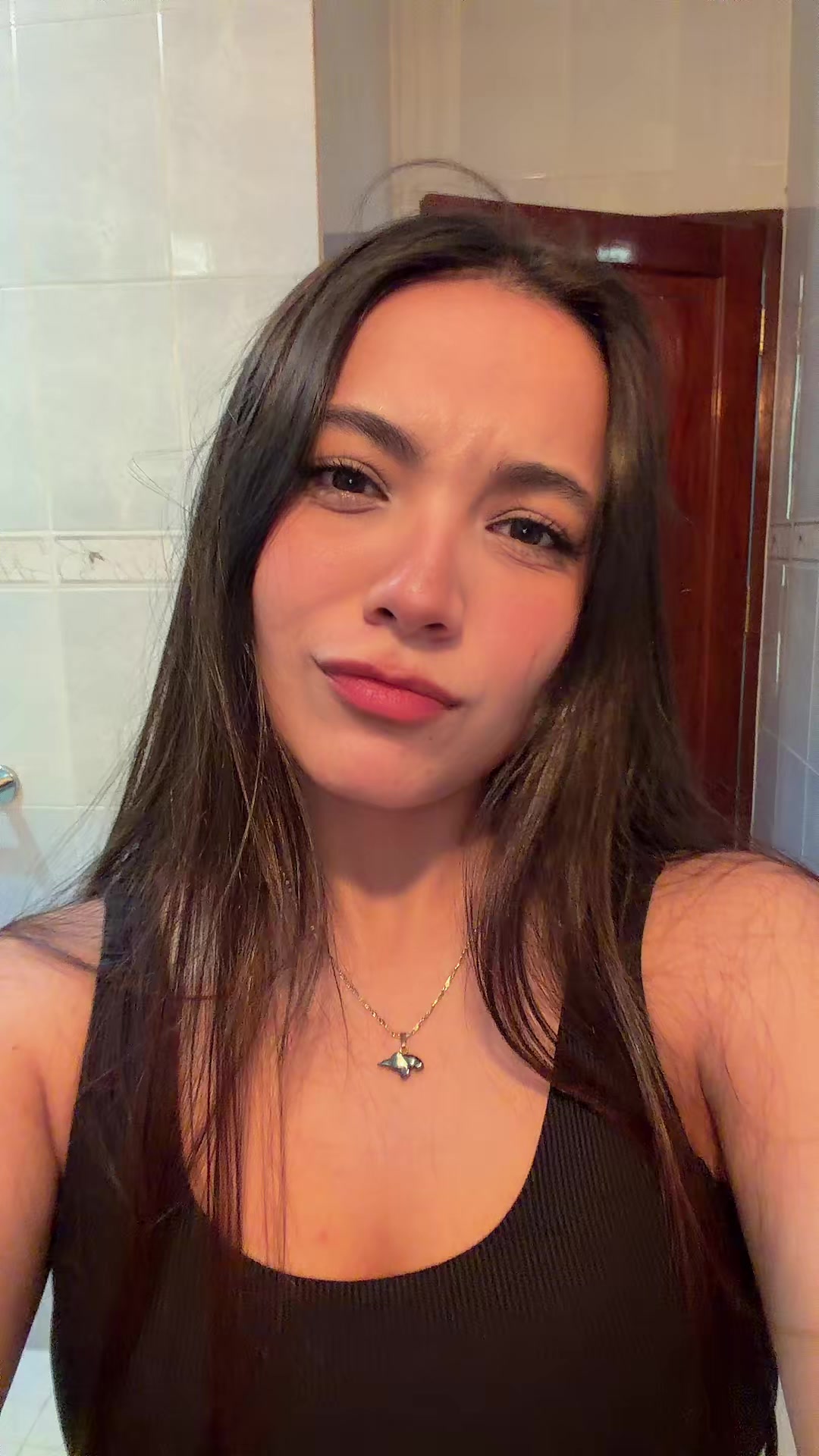 @vale<3