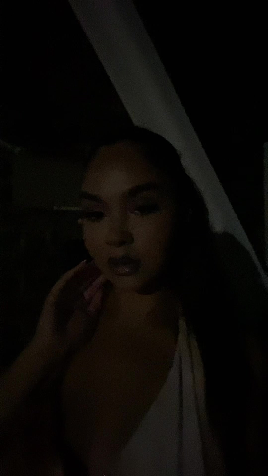 @️