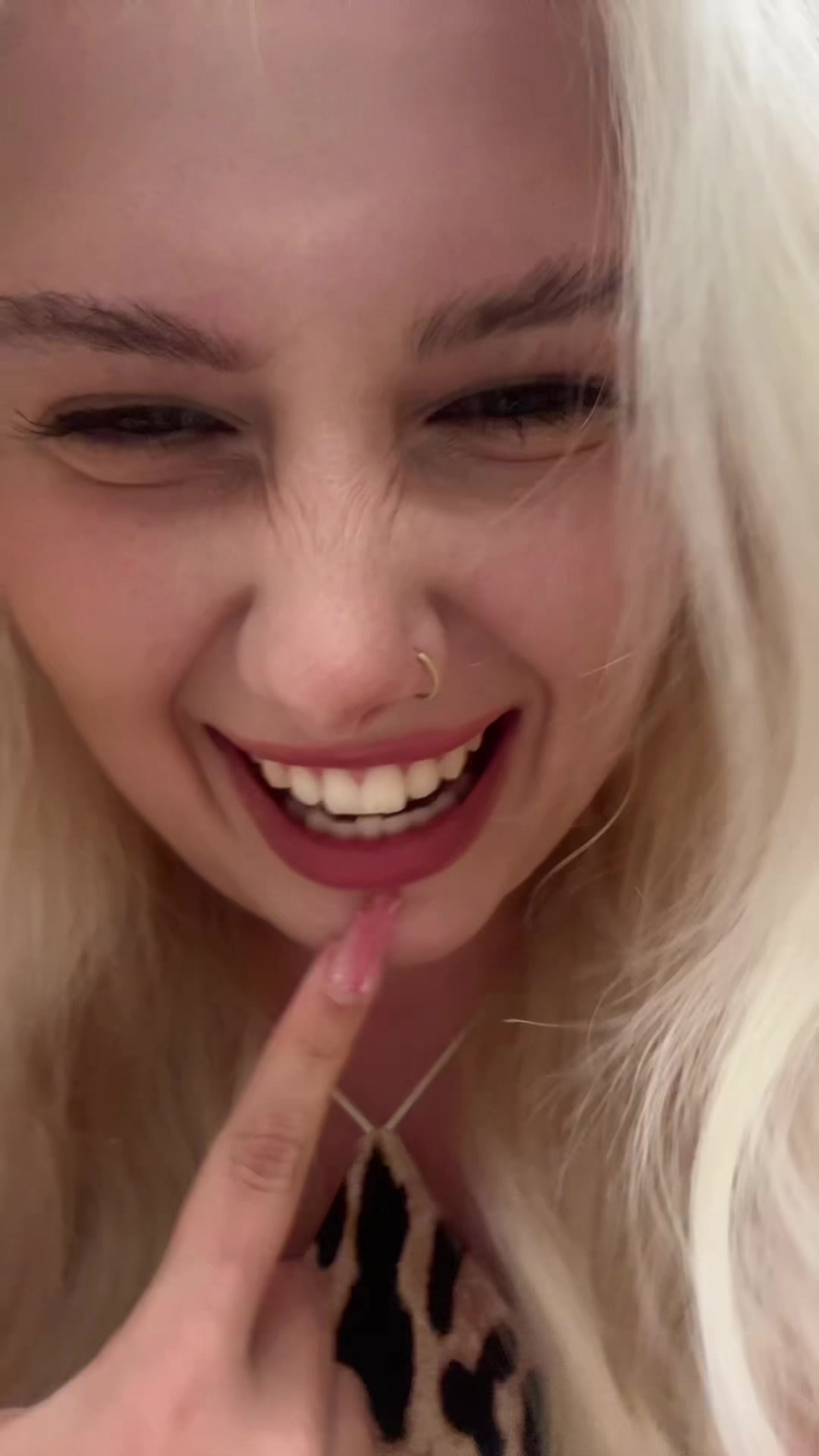@isabellotrix