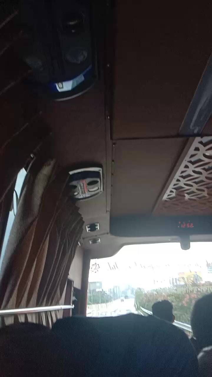@https://m.youtube.com/