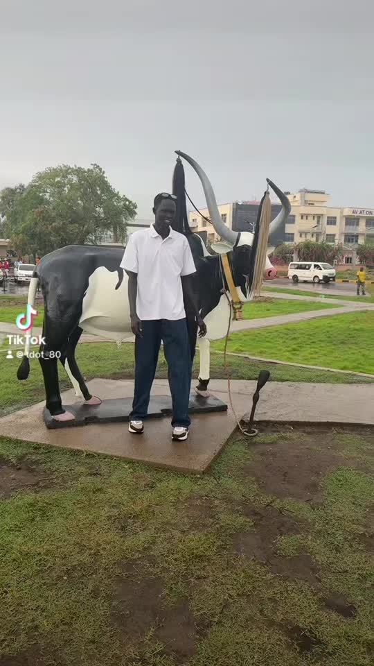 @Thiak Ayuen 🇸🇸