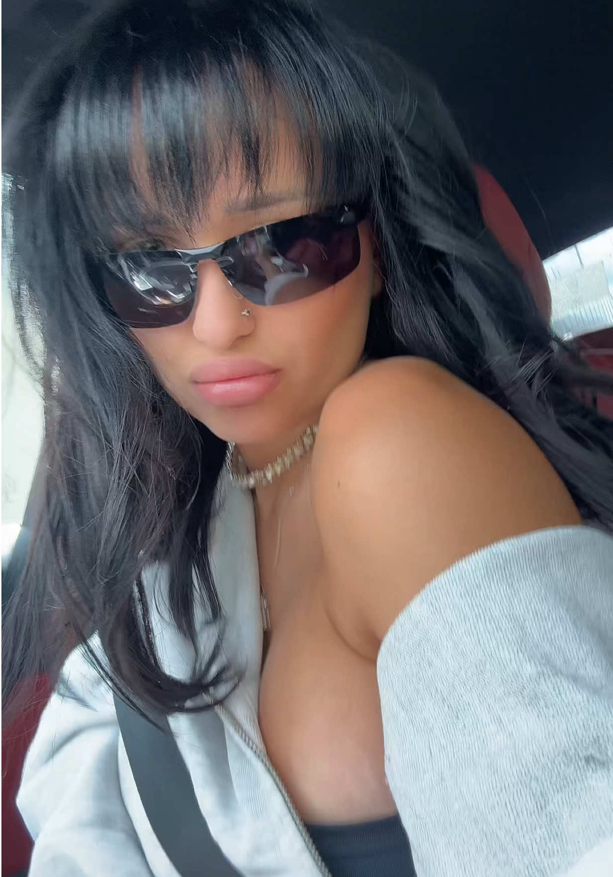 @nikolrati_