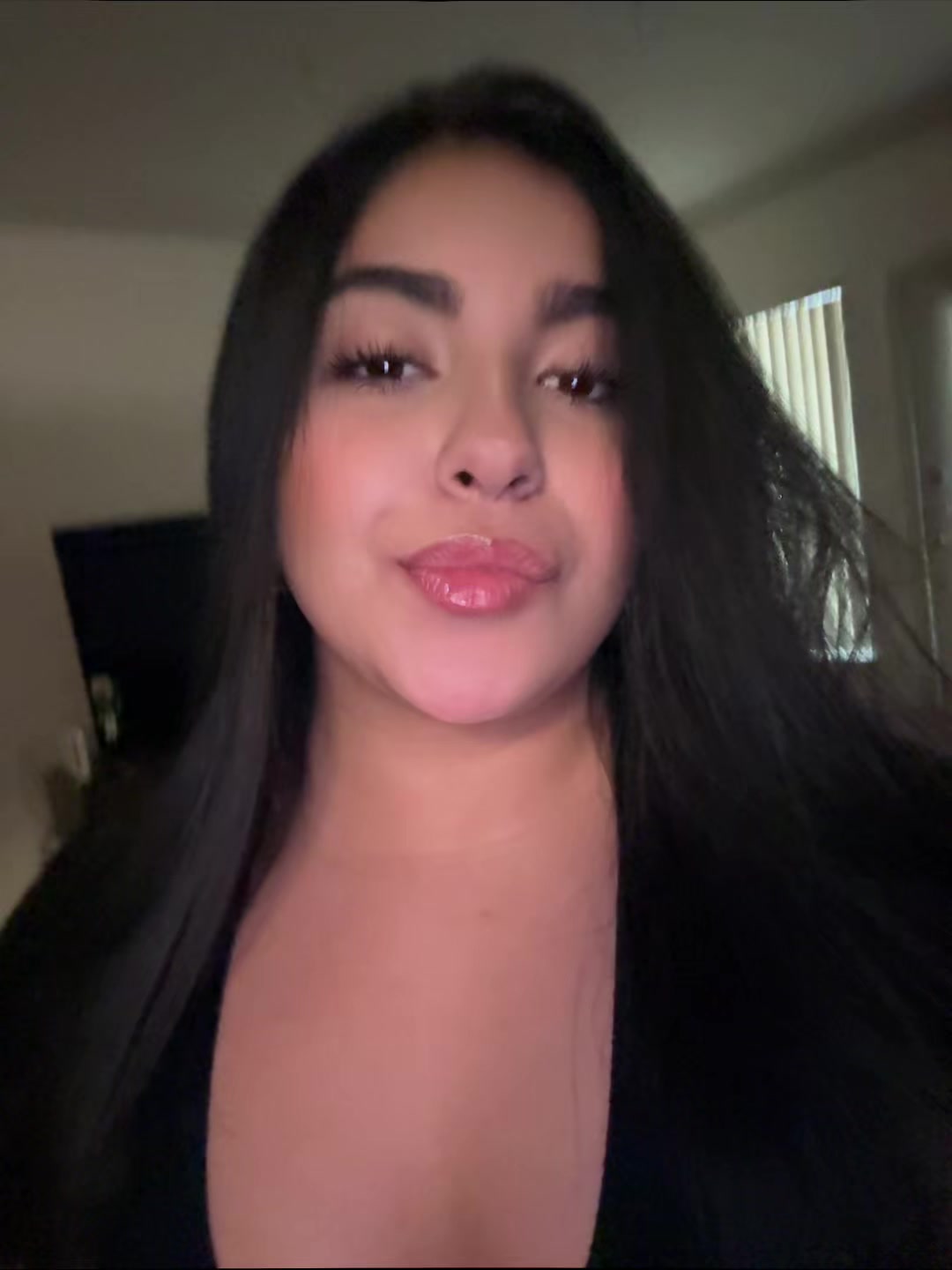 @𝓥𝓪𝓵