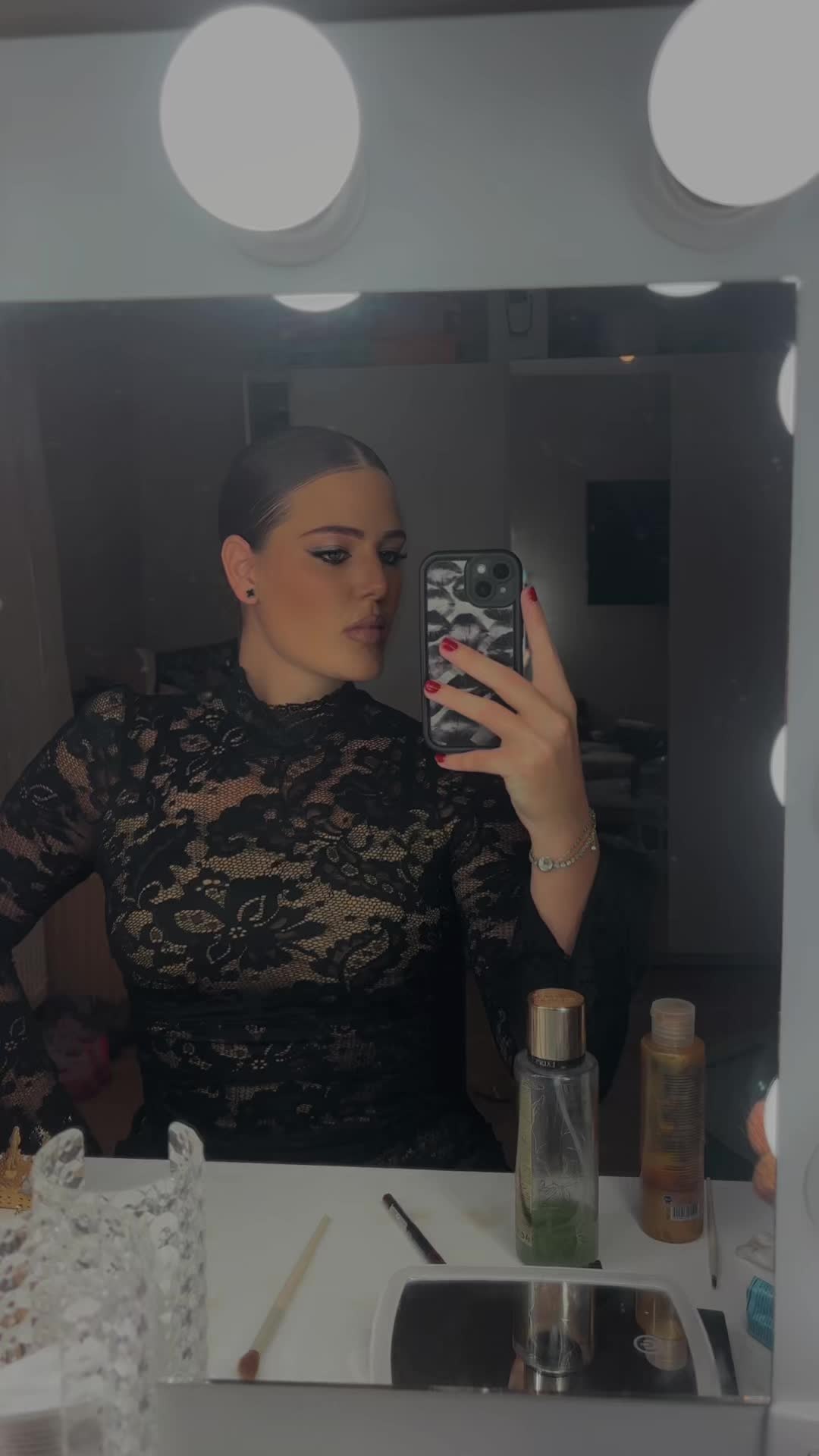 @Ивана🌸
