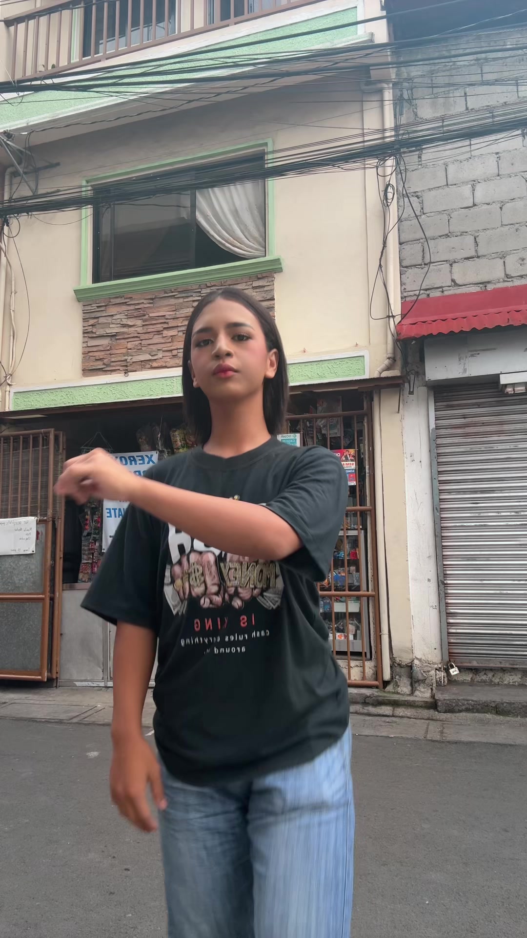 @Skylvrr