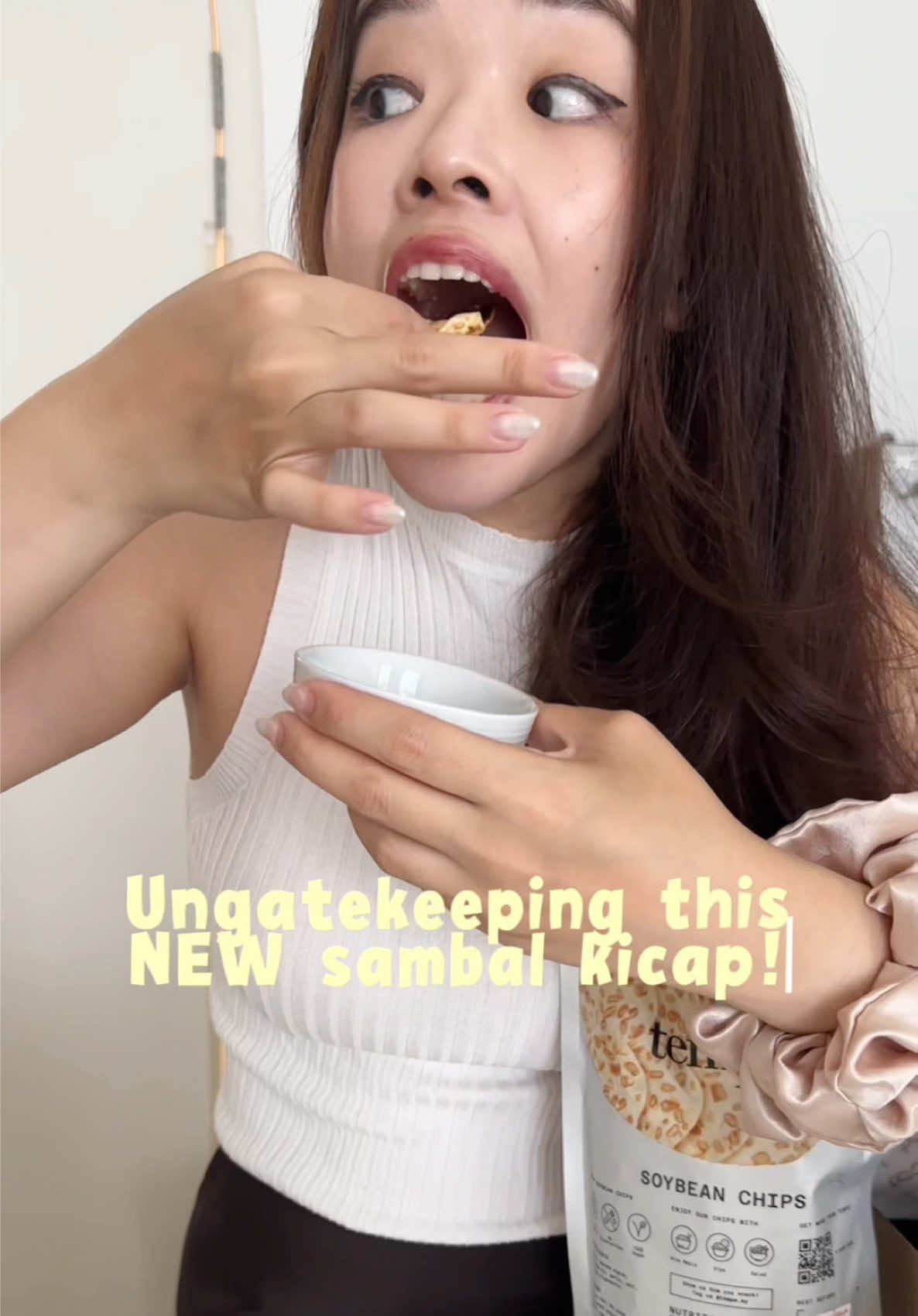 @ChrismineEats