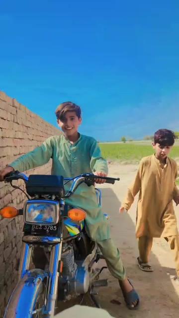 @Malik Hasnain🫀😇