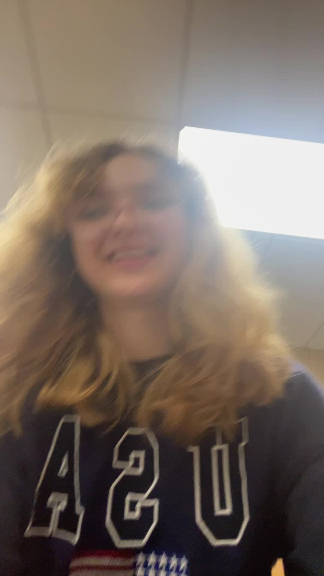 @noramakeup29