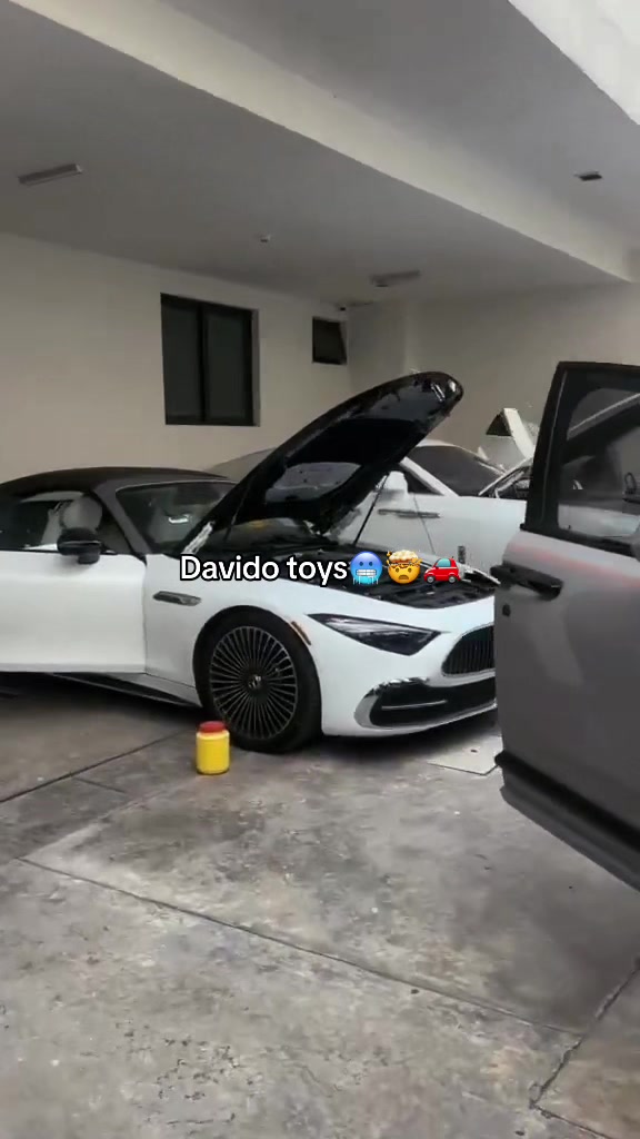 @BĨĞ✨Fřẽěķŷ
