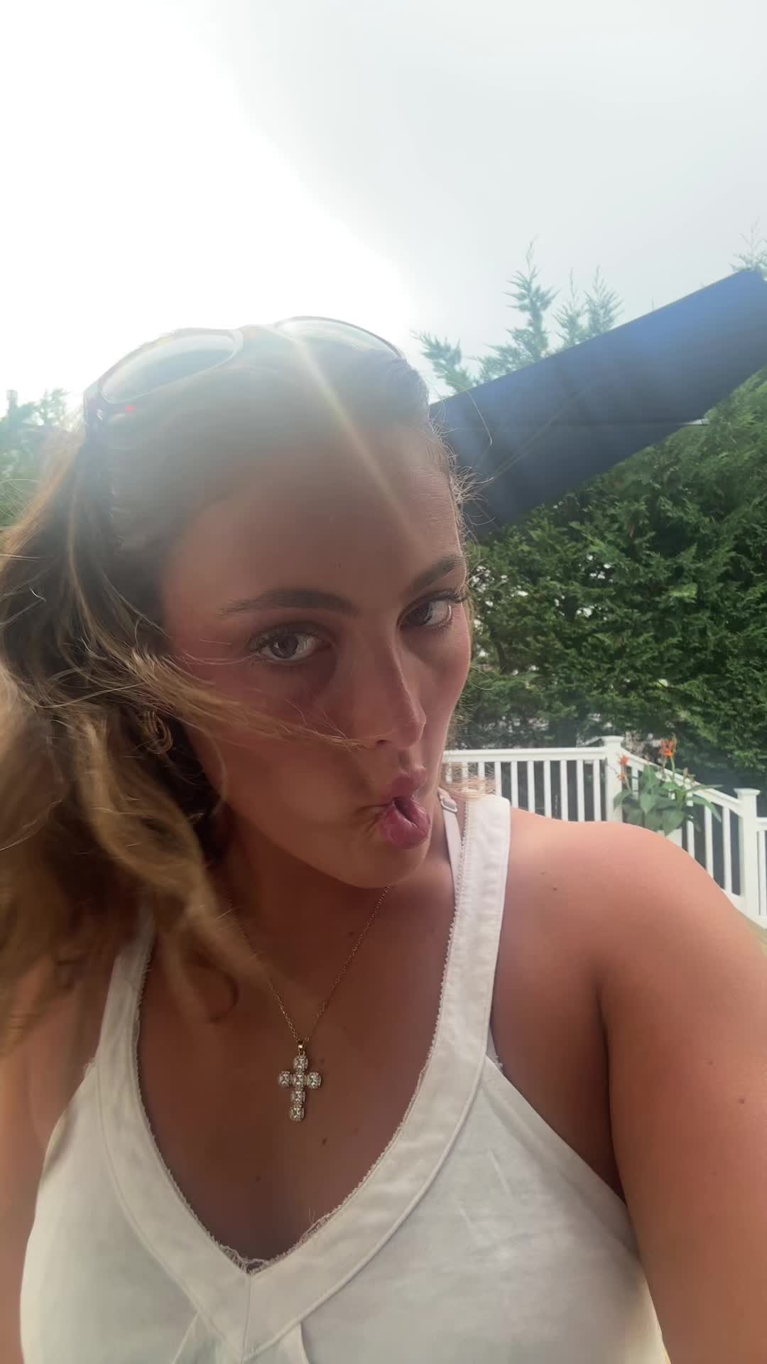 @ava.agresti