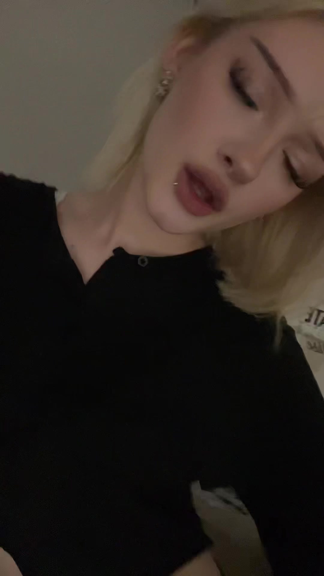 @манка