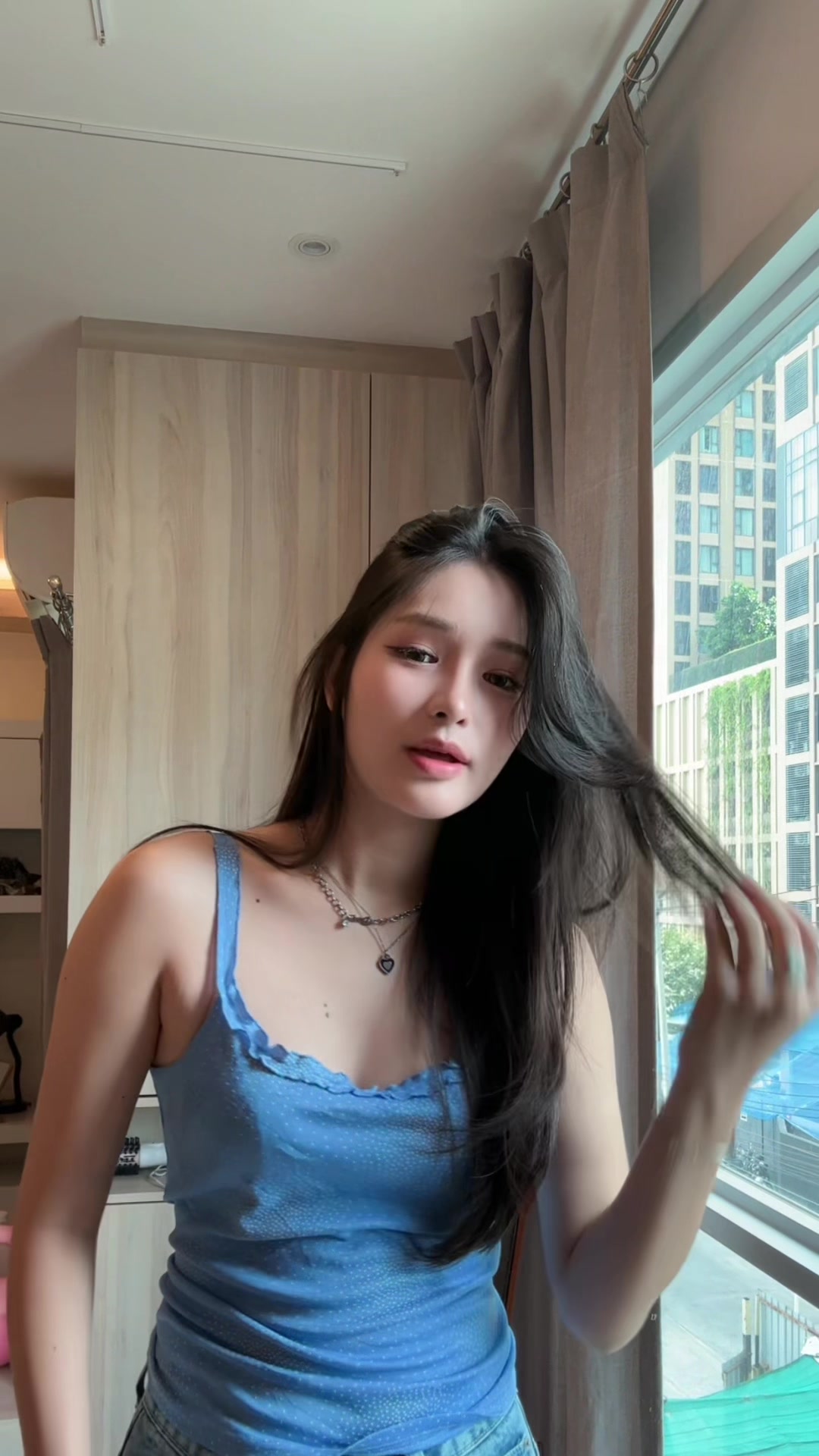 @อ๋อมแอ๋ม สุวิชญา