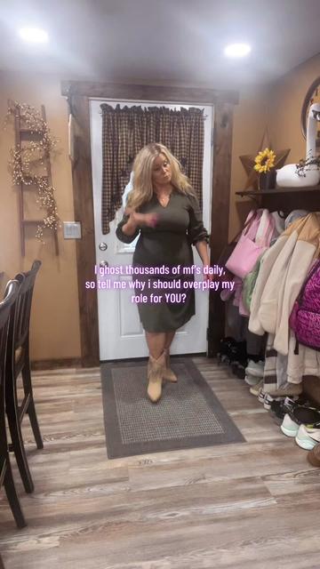 @HotMessMissRiss🩷