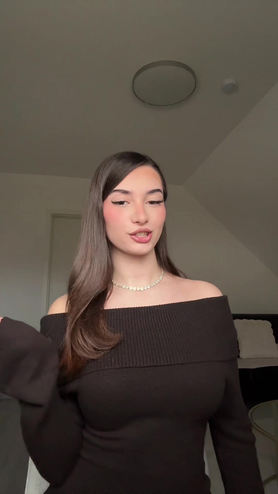 @Anesa