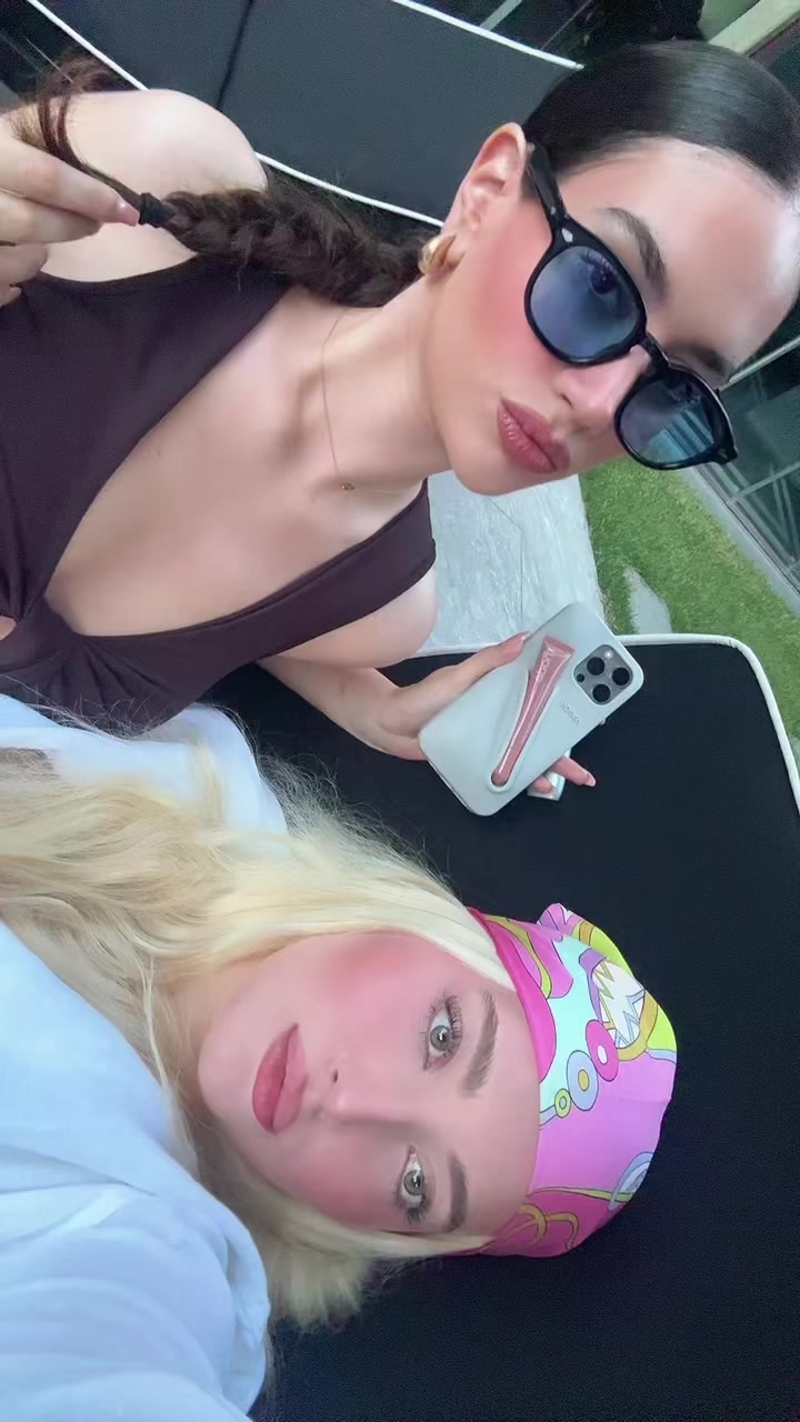 @Defne🧿