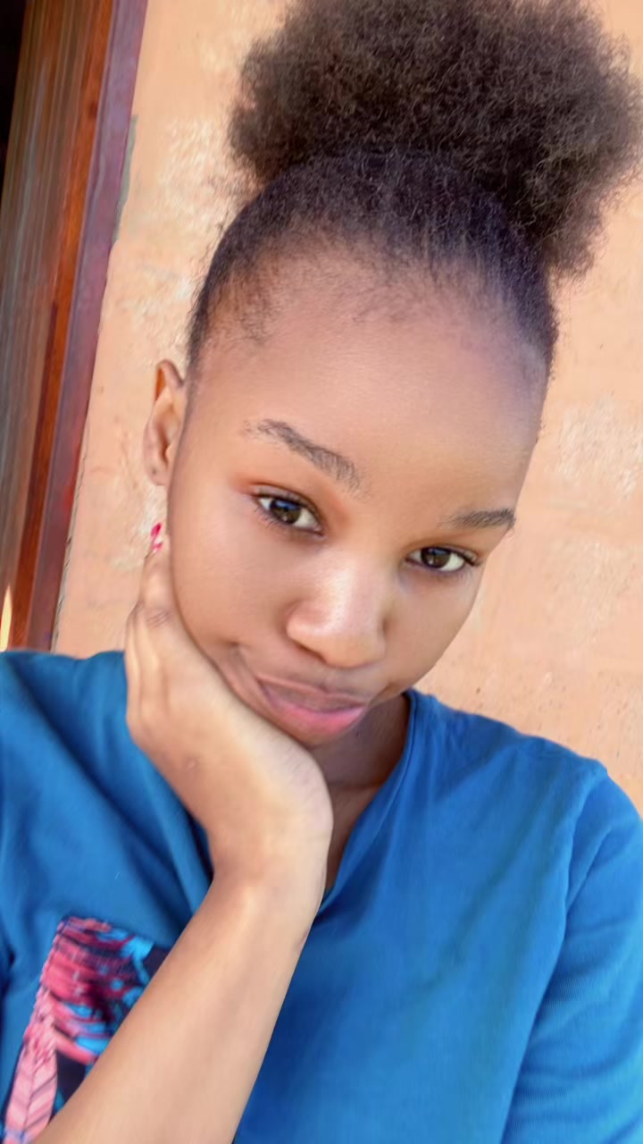 @Bayanda .🍒