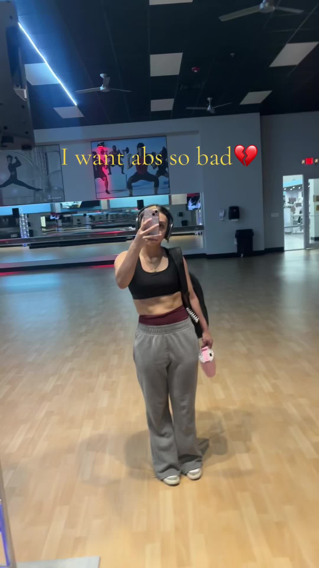 @Laisha