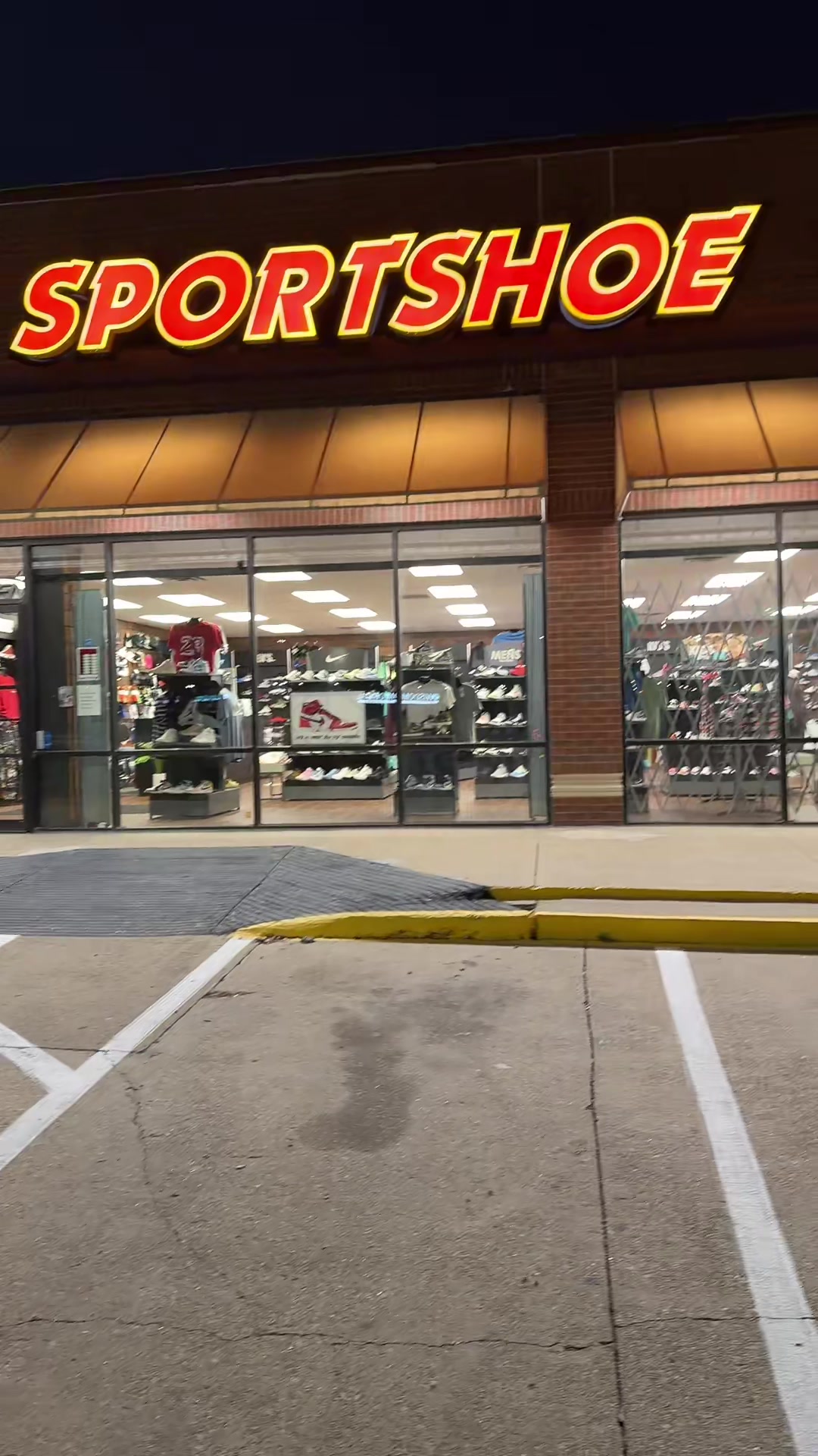 @Sport Shoe Dallas