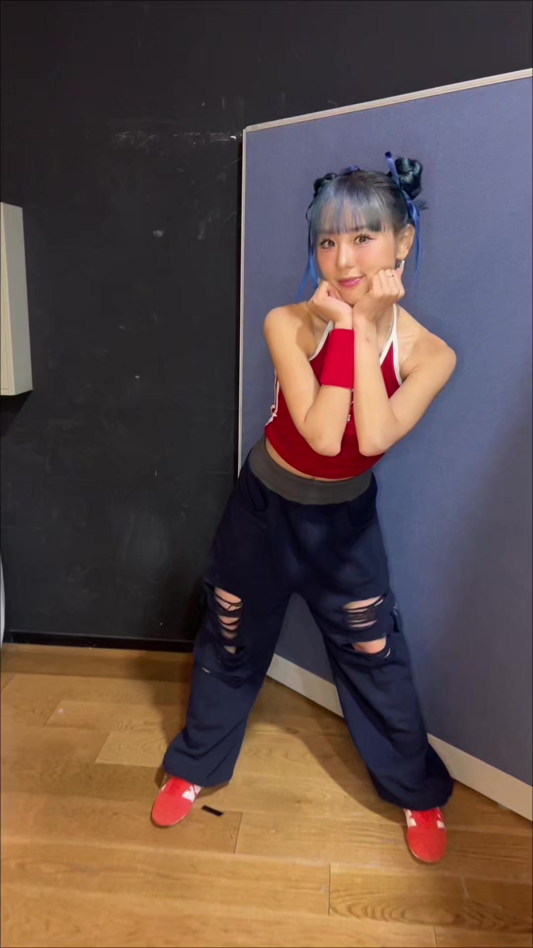 @queenzeye_official