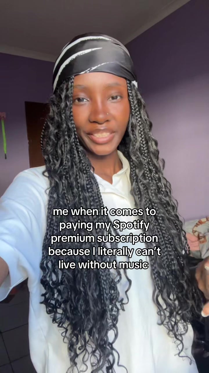 @Deshii ⭒