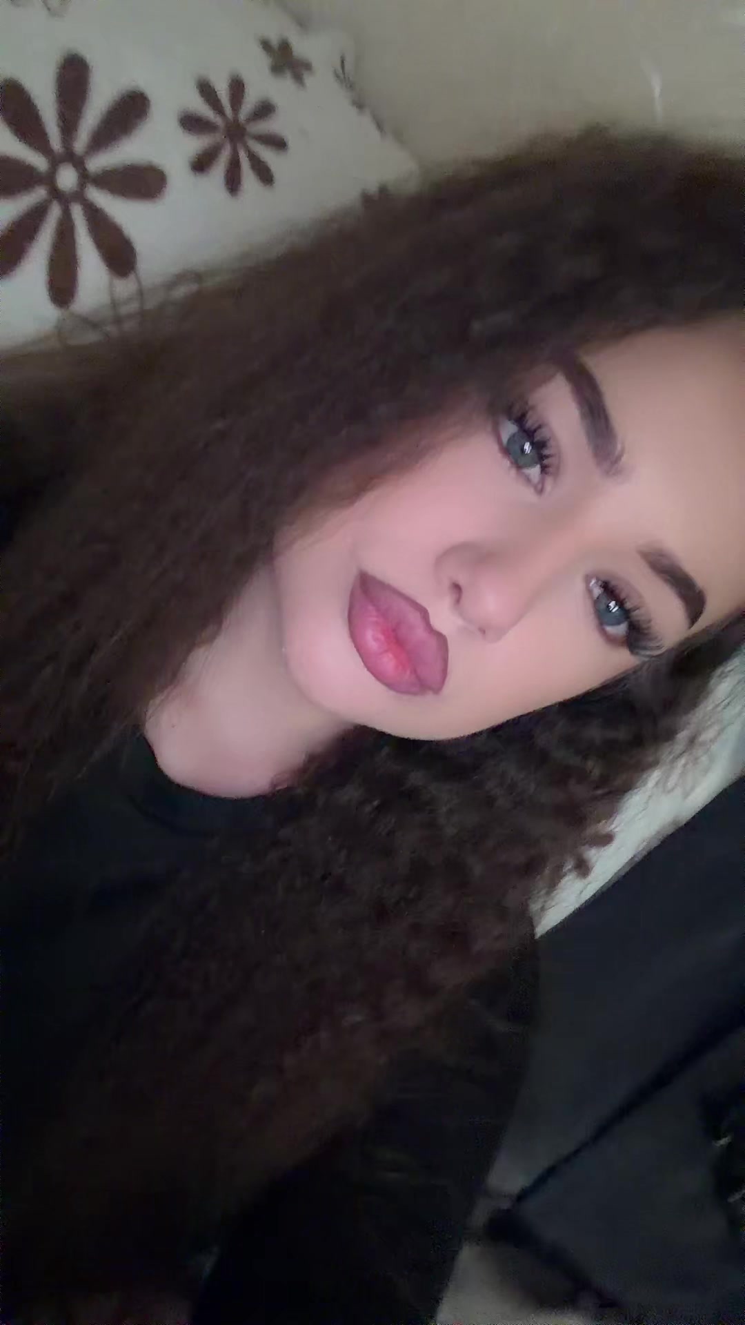 @Nicoletta🇷🇺🇲🇩
