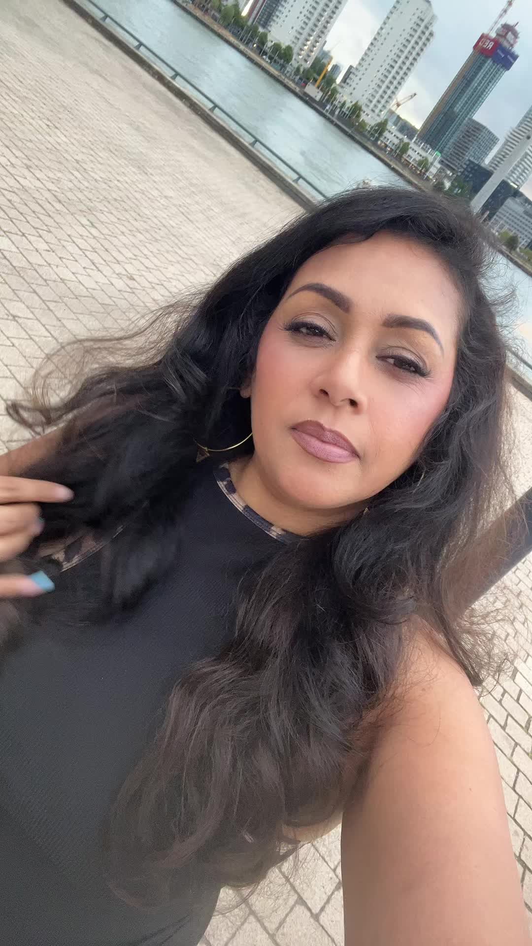 @By.vaas