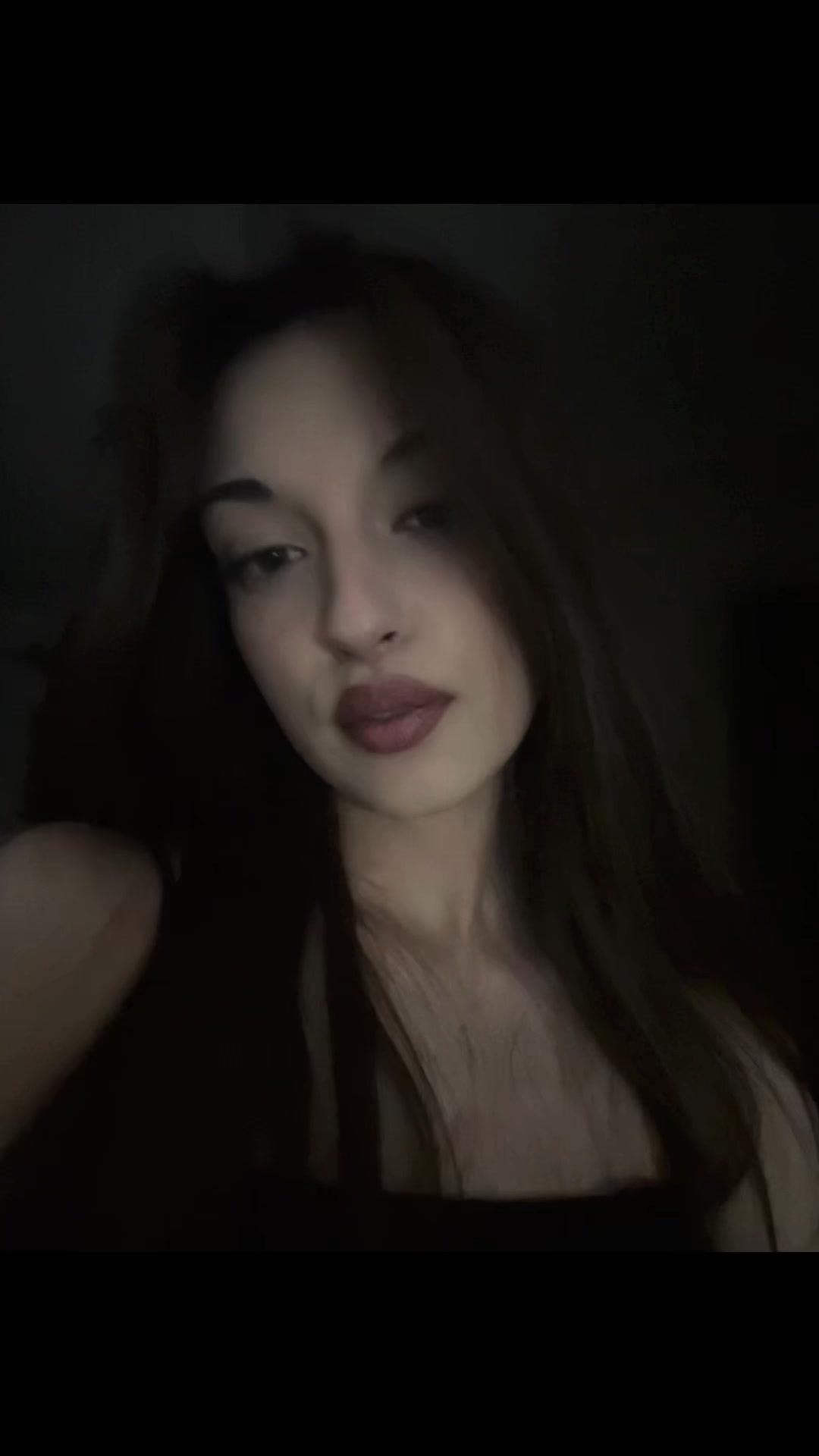 @🖤