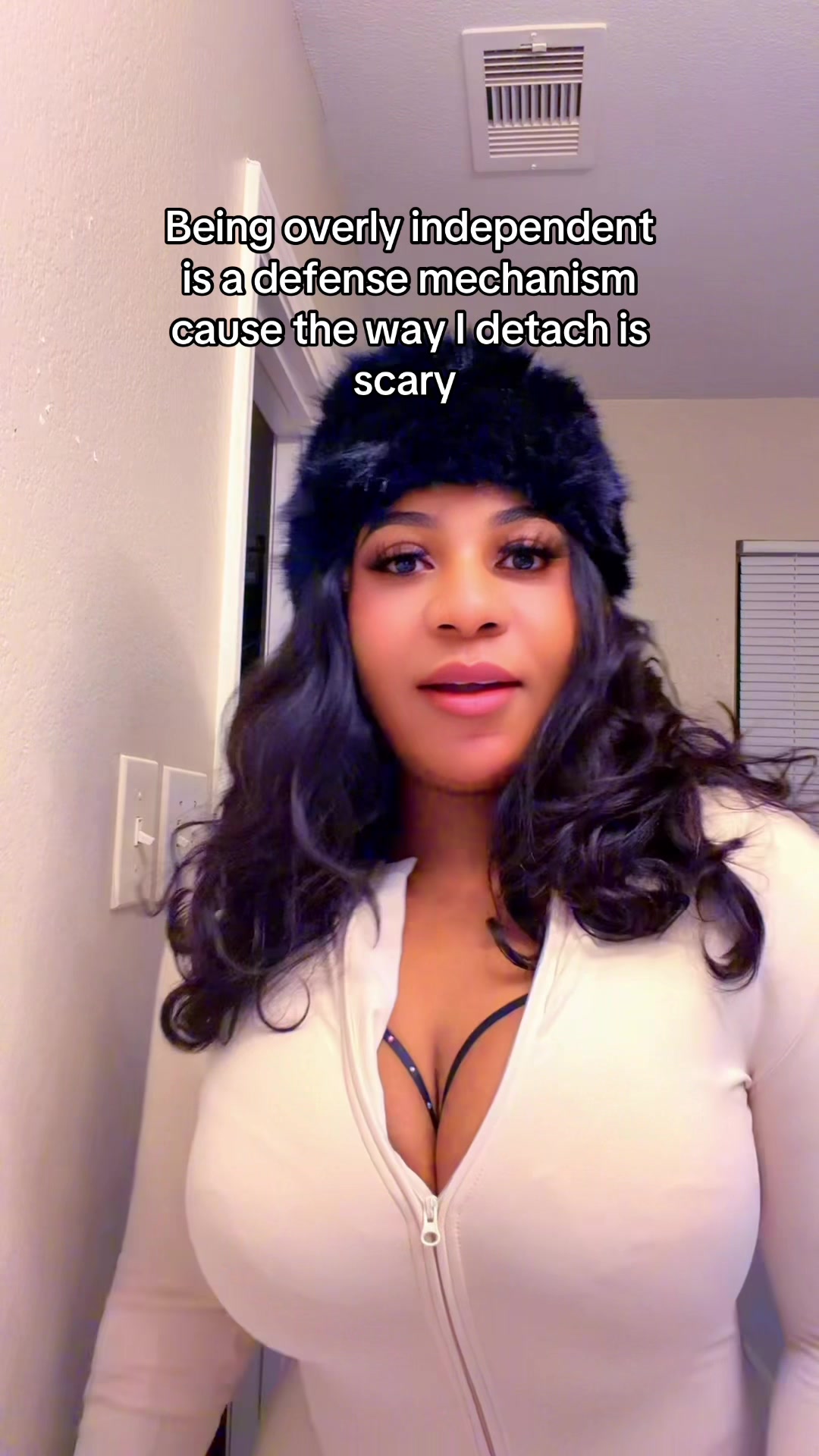 @LolaTokfinds