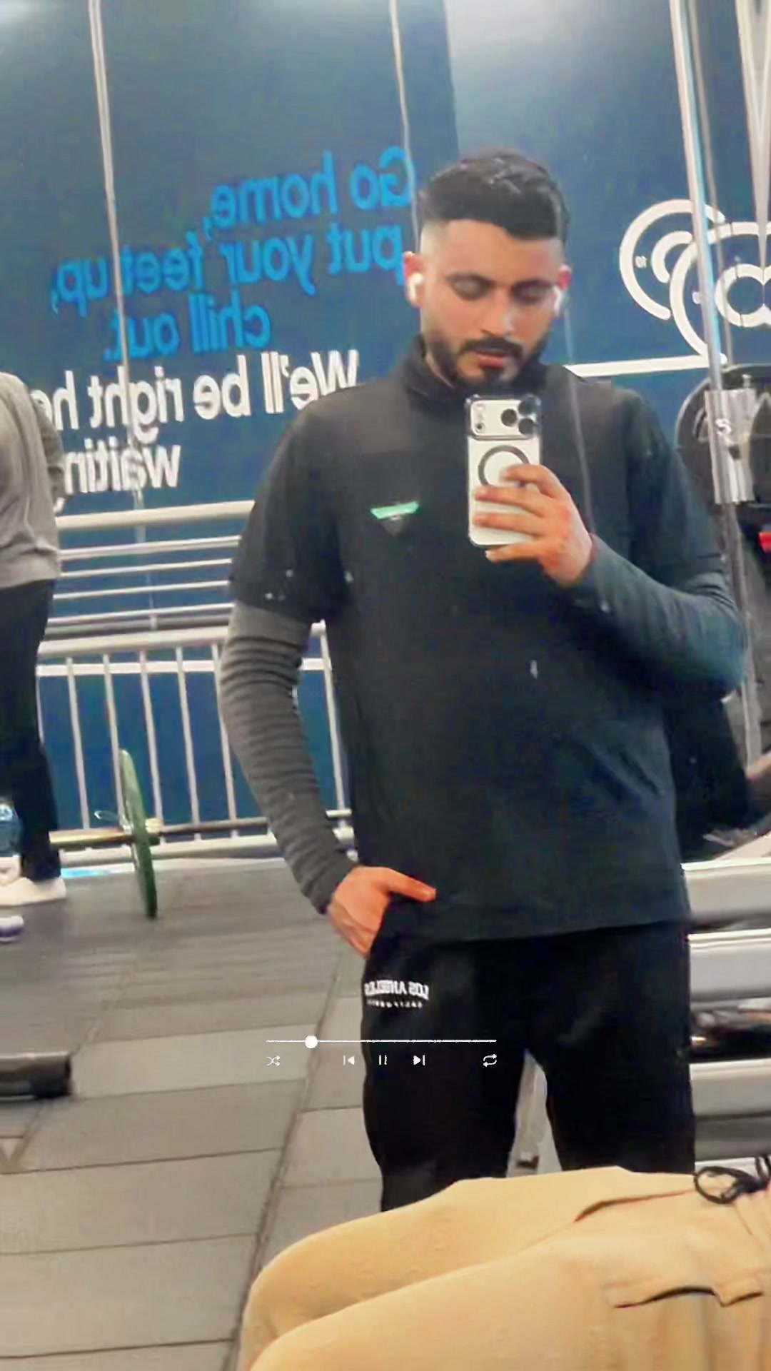 @✌️MR✌️ kashmiri🇬🇧