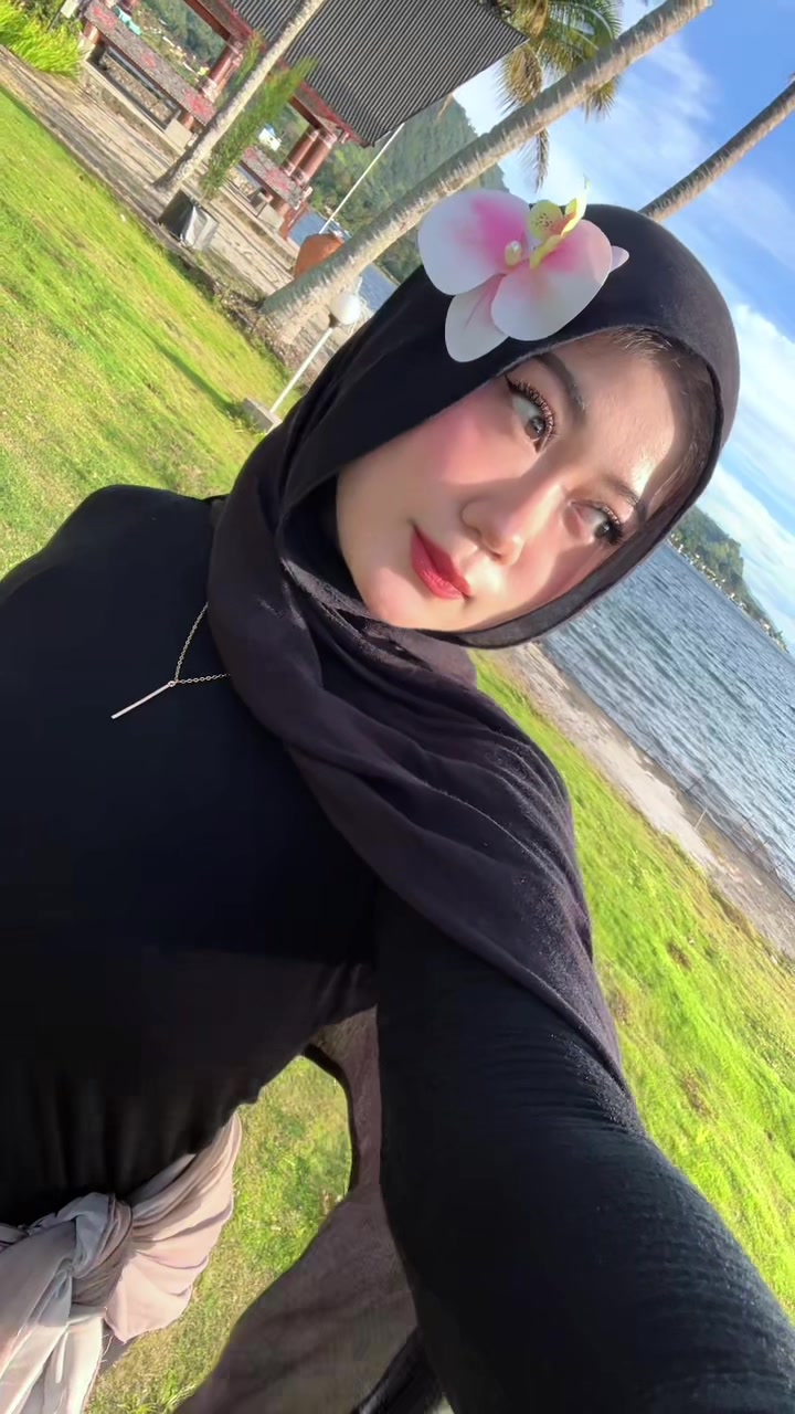 @Velisa