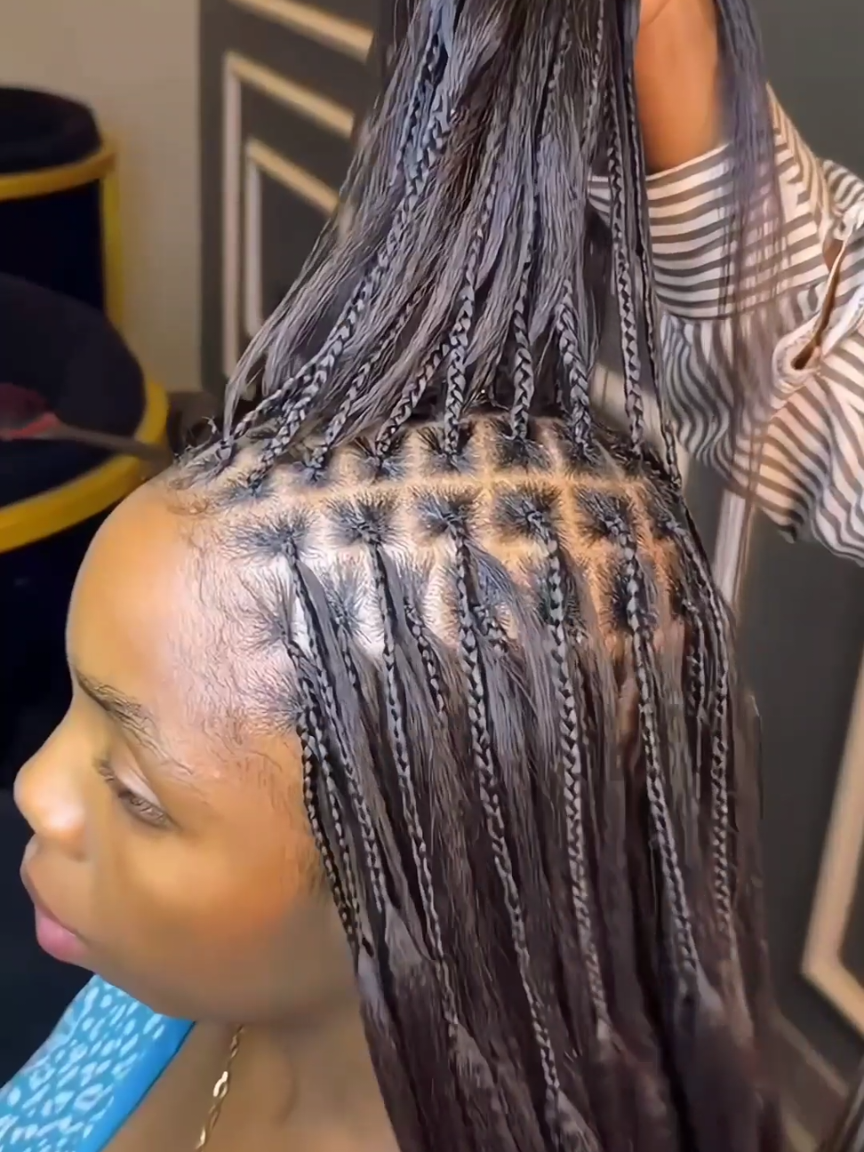 @Darlinghairrwanda