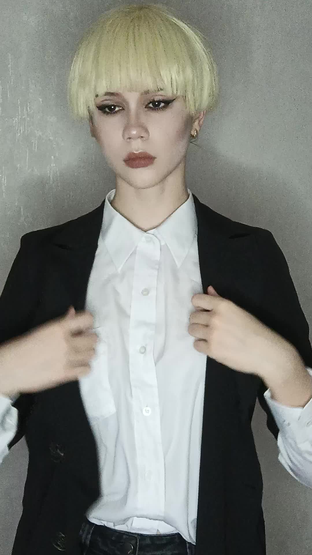 @Annieva